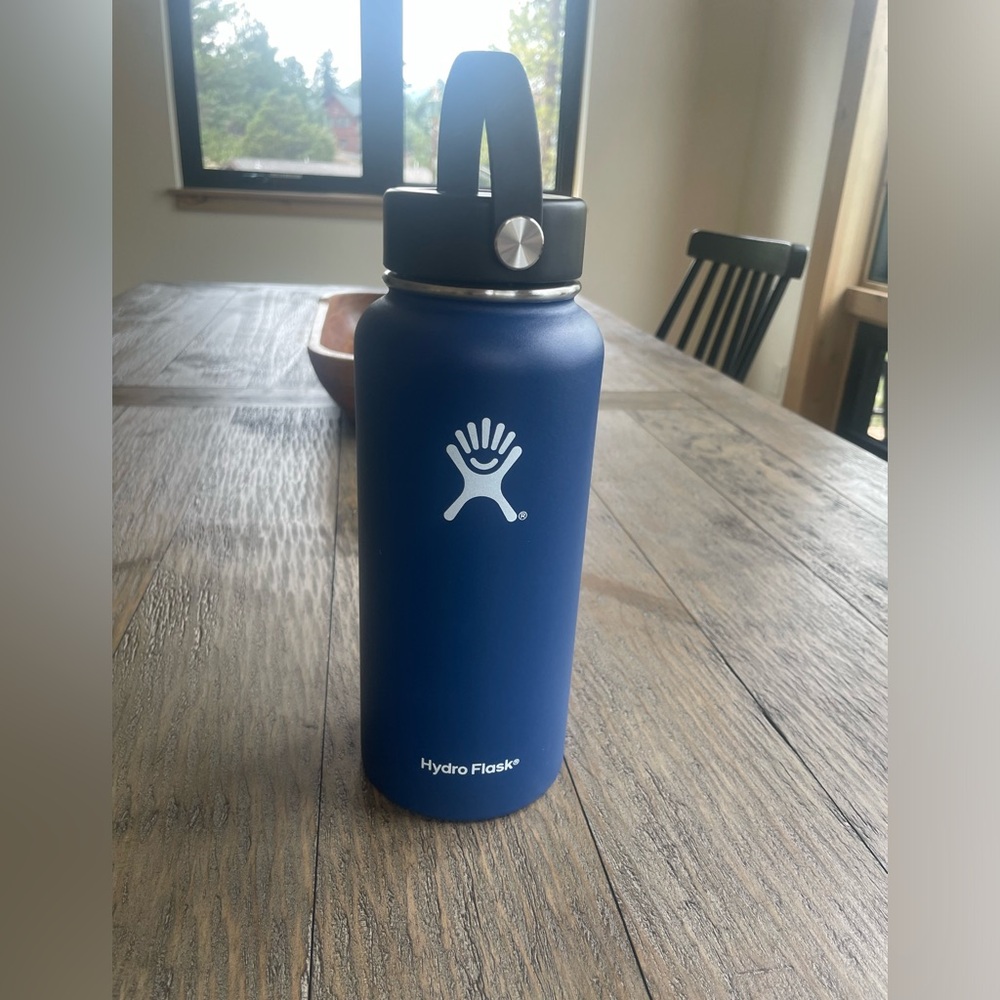 Hydro Flask Waster Bottle